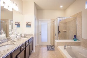 Villa (8882ML) | Bathroom