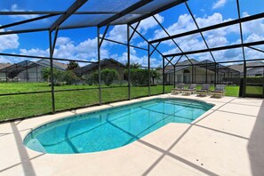 Villa | 4 bedrooms, iron/ironing board, free WiFi - Balmoral Villa 2 Westahven (Davenport)