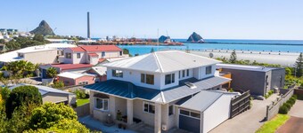 Modernes Studio in der Nähe von Strand und Hafen
