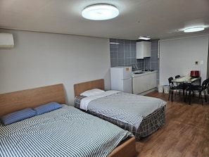 Soundproofing, free WiFi