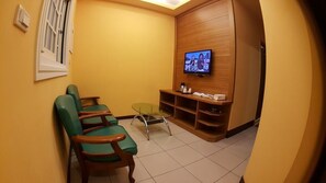 Family Room (6 pax) - Wen Shan (Yuchi)