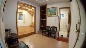 Superior Room (8 pax) | 1 bedroom, blackout drapes, bed sheets - Wen Shan (Yuchi)