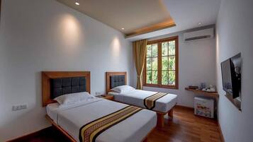 Deluxe Double or Twin Room | Free WiFi, bed sheets