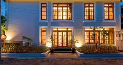 Bagan Valley Hotel