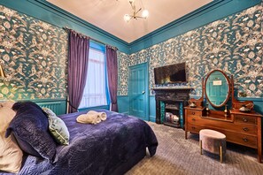 Free WiFi, bed sheets - Jazz House (Londonderry)