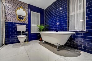 Bathroom - Jazz House (Londonderry)