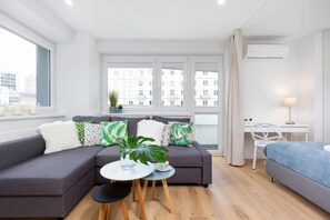TV, offices