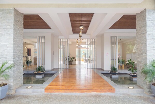 Interior entrance - Kiluwa Apartments & Spa by Dunhill Serviced Apartments (Nairobi)