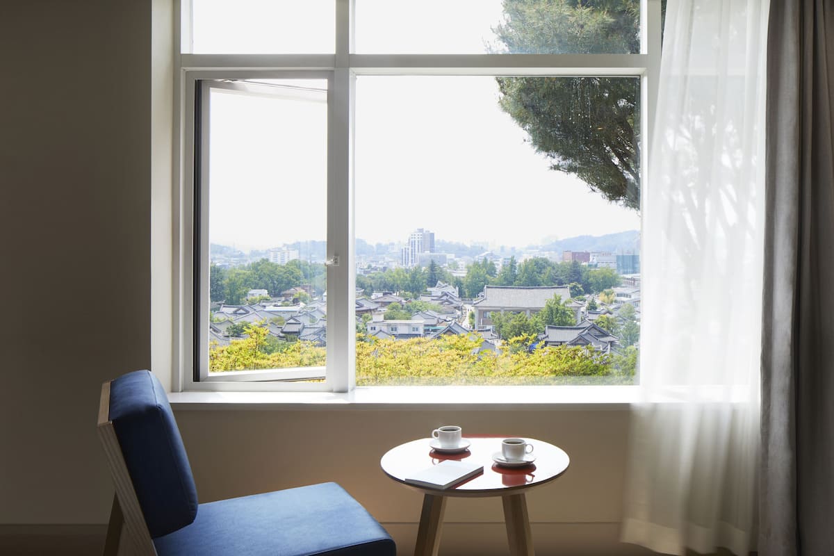 Coffre-fort, bureau, rideaux d’obscurcissement, accès au Wi-Fi (inclus)