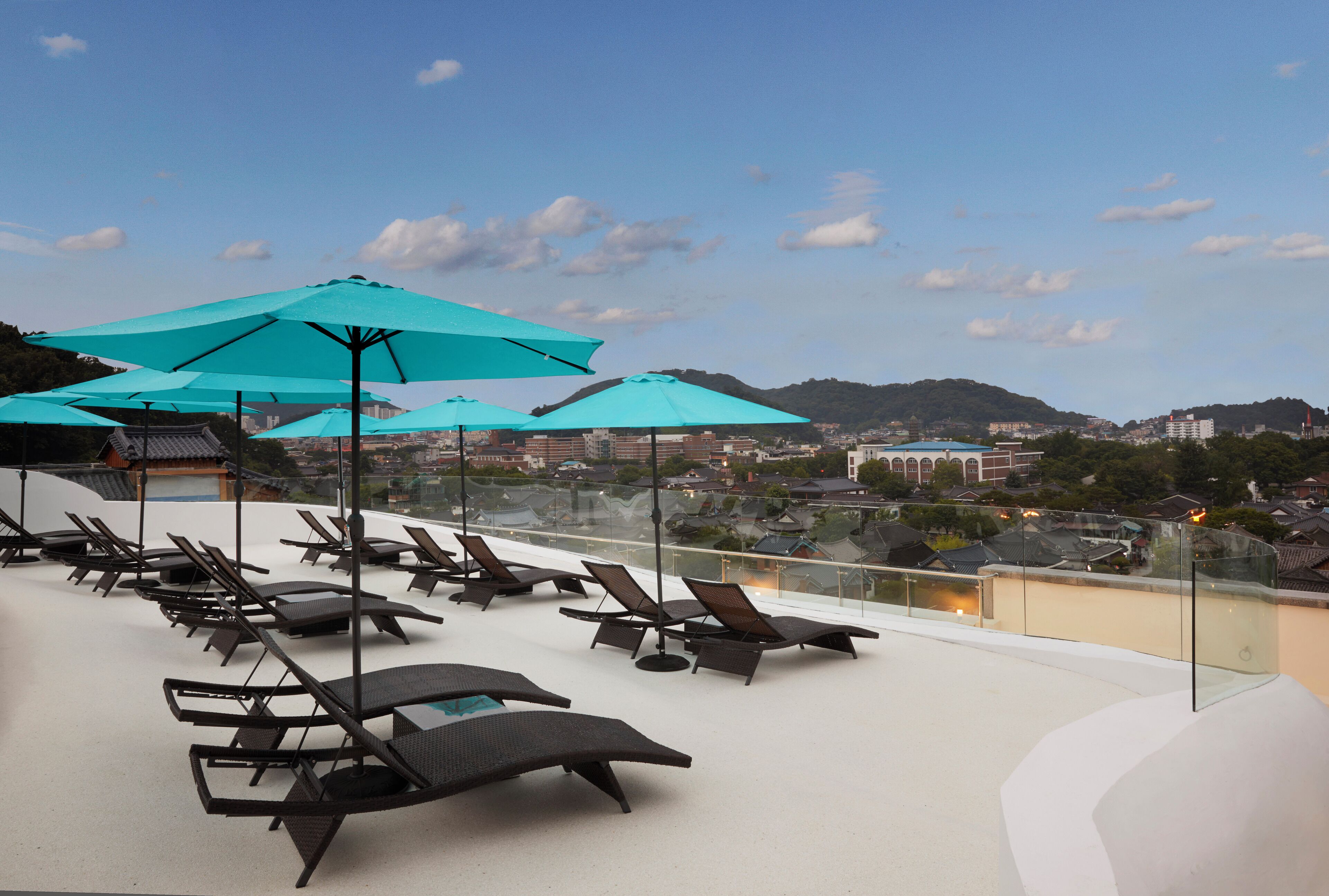 Seasonal outdoor pool, open 10:00 AM to 7:00 PM, cabanas (surcharge)