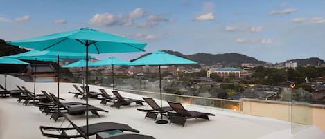 Außenpool (je nach Saison geöffnet), Cabañas (gegen Gebühr)