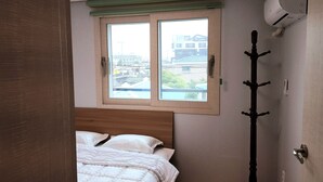 Habitación familiar (2F) | Wifi gratis 