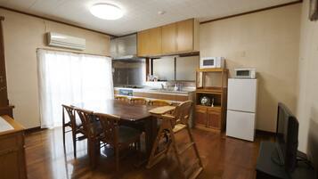 Private Vacation Home | Private kitchen | Fridge, microwave, stovetop, rice cooker