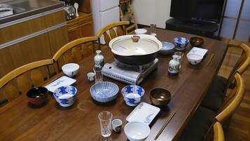 Private Vacation Home | Private kitchen | Fridge, microwave, stovetop, rice cooker