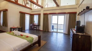 Family Suite | View from room - Pura Vida Cabilao (Loon)