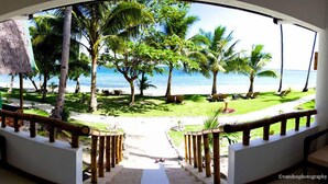 Honeymoon Suite | View from room - Pura Vida Cabilao (Loon)