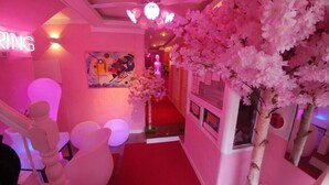 Lobby sitting area - Spring Light (Seoul)