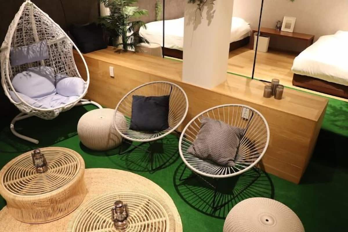 Ferros/tábuas de passar roupa, Wi-Fi de cortesia, roupa de cama