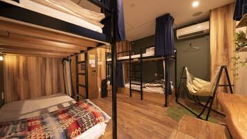 Shared Dormitory Shared Shower Room | Iron/ironing board, free WiFi, bed sheets