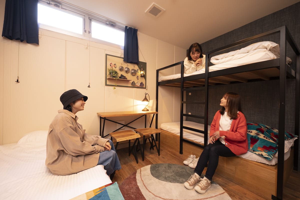 Triple Room Shared Shower Room | Iron/ironing board, free WiFi, bed sheets