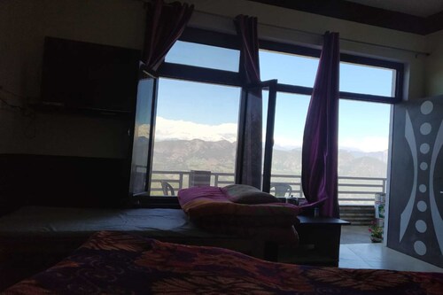 Hotel Himalaya Darshan Berinag