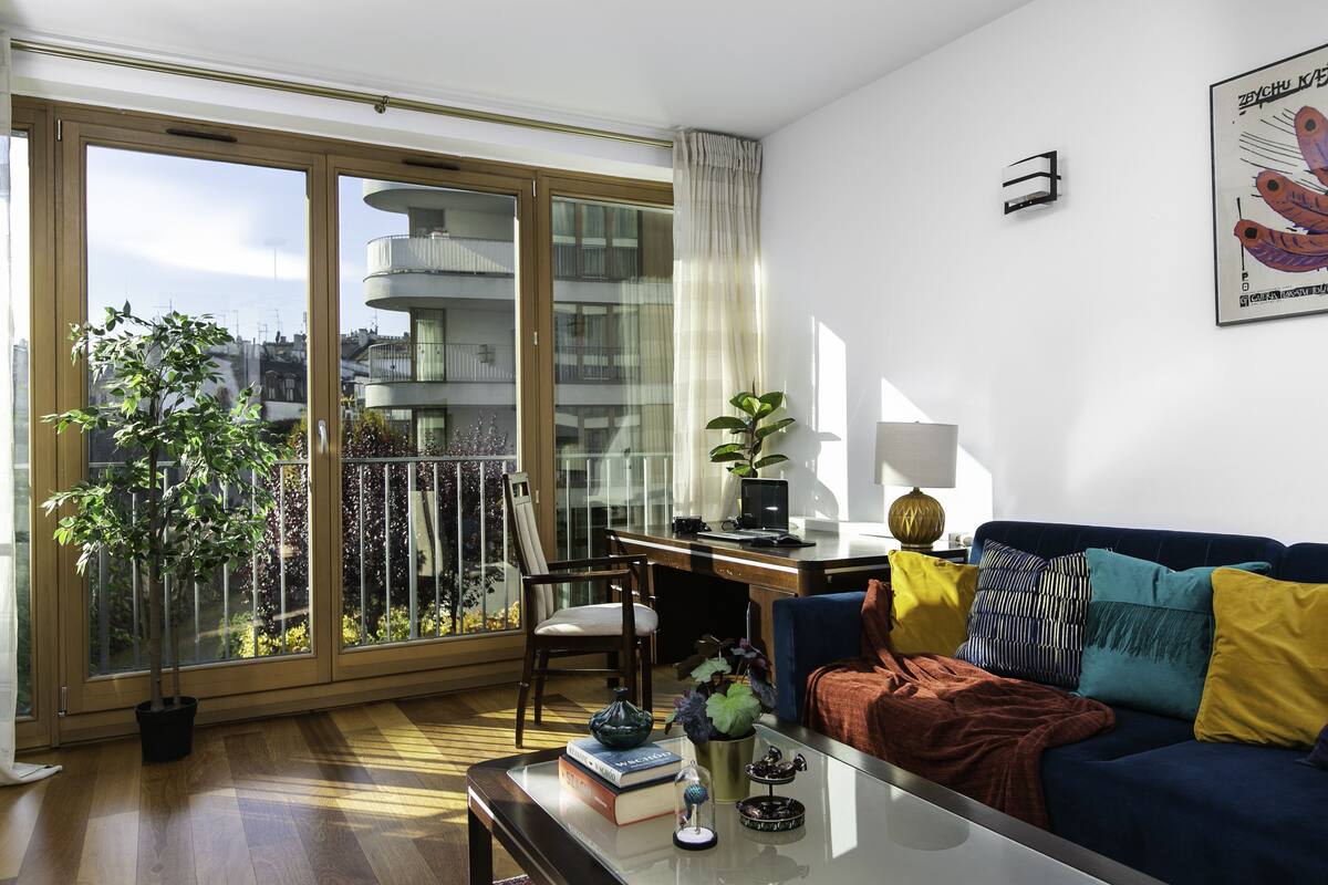 City Apartment | 1 bedroom, in-room safe, individually decorated, individually furnished