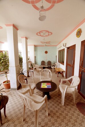 Game viewing - Indian Home Stay (Agra)