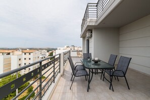Loft (4th Floor) | Balcony - Thresh Apartments Airport by Airstay (Spata-Artemida)