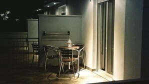 Front of property - evening/night - Athena's Studios (Kassandra)