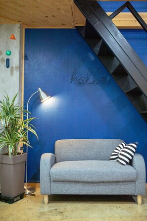 Blue Room | Vardagsrum | Platt-tv