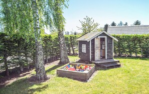 Property grounds - 4 bedroom cozy home in Juelsminde (Juelsminde)