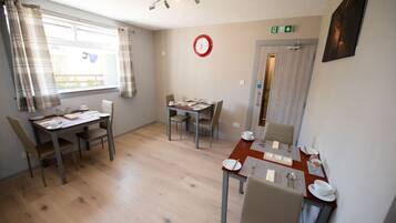 Daily full breakfast for a fee