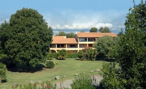 Exterior - Crystal clear sea water - apartments, AC, two-room 4 people (Ghisonaccia)