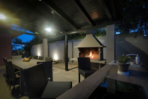 Outdoor dining - Villa 2019/28699 (Istria - Poreč), 3000m from the beach (Poreč)