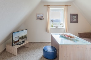 Studio (DG, incl. 70 EUR cleaning fee) | Living area