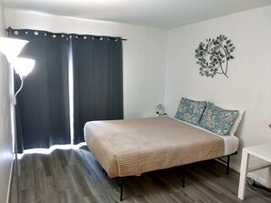 2 bedrooms, desk, iron/ironing board, travel cot