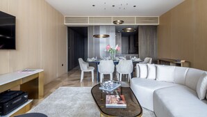 Unclassified image, 5 of 24, button - 2BR That Redefines Modern Luxury Stays at The Five Palm Jumeirah (Dubai)