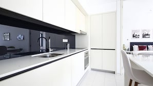 Private kitchen - Burj Khalifa View! Amazing 1BR in Difc (Dubai)
