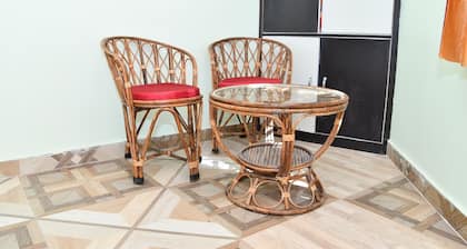 ADB Hotel Mountain View &Rooftop Restrurant