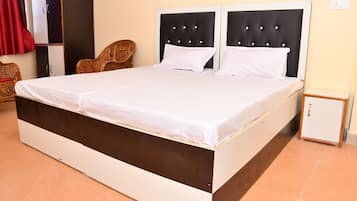 Double Room | Free WiFi