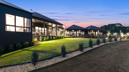 Campania Spa Suite 1