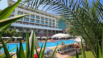 Indoor pool, outdoor pool