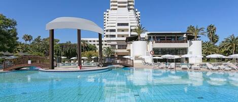 Indoor pool, outdoor pool
