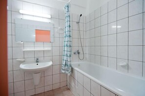Bathroom - Regina Hotel (Nessebar)