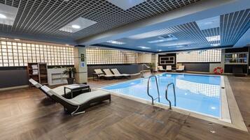 Indoor pool, outdoor pool