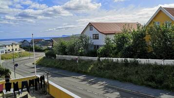 Triple Room (private kitchen - not in room) | City view