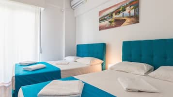 2 slaapkamers, een strijkplank/strijkijzer, wifi, beddengoed