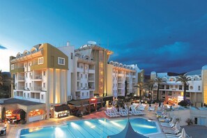 Indoor pool, outdoor pool - Grand Cettia (Marmaris)