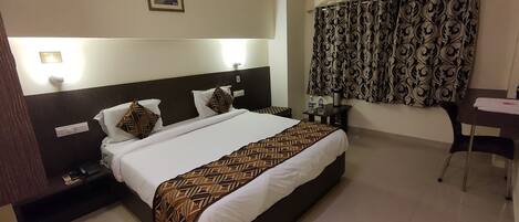 Luxury Room | Free WiFi