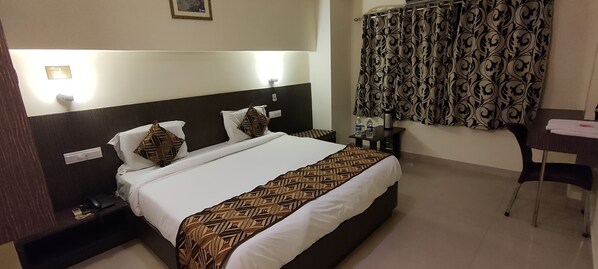 Luxury Room | Free WiFi - Hotel North Star (Udaipur)